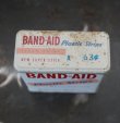 画像8: USA antique BAND-AID TIN アメリカアンティーク ジョンソン&ジョンソン BAND-AID バンドエイド缶 絆創膏 ヴィンテージ1960-70's 