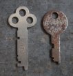 画像3: USA antique KEYS 2pcs アメリカアンティークキー ヴィンテージキー 鍵 2本セット ヴィンテージ 1940-70s (3)
