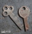画像1: USA antique KEYS 2pcs アメリカアンティークキー ヴィンテージキー 鍵 2本セット ヴィンテージ 1940-70s (1)