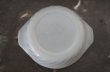画像8: U.S.A. vintage Fire-king White SWIRL Casserole アメリカヴィンテージ ファイヤーキング ホワイト スワール キャセロール グラタン皿 1960-79's (8)