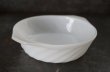 画像8: U.S.A. vintage Fire-king White SWIRL Casserole アメリカヴィンテージ ファイヤーキング ホワイト スワール キャセロール グラタン皿 1960-79's (8)