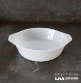 画像: U.S.A. vintage Fire-king White SWIRL Casserole アメリカヴィンテージ ファイヤーキング ホワイト スワール キャセロール グラタン皿 1960-79's