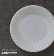 画像1: U.S.A. vintage Fire-king White SWIRL Dinner Plate アメリカヴィンテージ ファイヤーキング ホワイト スワール ディナープレート 1951-60's (1)