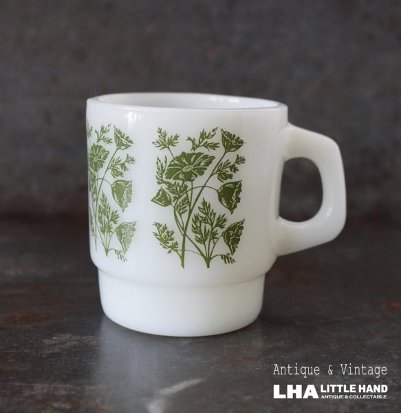 画像1: U.S.A. vintage Fire-king Mug Slender Stalkアメリカヴィンテージ ファイヤーキング  スレンダーストーク 緑 マグ マグカップ 1977-86's (1)