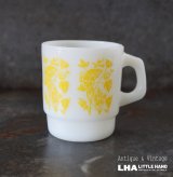 画像: U.S.A. vintage Fire-king Mug Slender Stalkアメリカヴィンテージ ファイヤーキング  スレンダーストーク 黄 マグ マグカップ 1977-86's