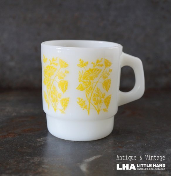 画像1: U.S.A. vintage Fire-king Mug Slender Stalkアメリカヴィンテージ ファイヤーキング  スレンダーストーク 黄 マグ マグカップ 1977-86's (1)