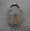 画像2: SALE【30%OFF】FRANCE antique PADROCK No Key ADR フランスアンティーク クマ型 刻印入 パドロック 南京錠 ヴィンテージ ビンテージ 1930－50's (2)