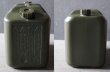 画像5: 【20L・WB/WIDE BOTTOM】ワイドボトム【中栓・ノズル付】【LHA】 ORIGINAL PRODUCT 【POLYETHYLENE TANK / WIDE BOTTOM】 ポリエチレンタンク ポリタンク 灯油缶 灯油タンク 燃料缶 かっこいい 燃料タンク ARMY ミリタリー ジェリカンスタイル ガレージ おしゃれ デザイン ポリエチレン缶 ウォータータンク キャンプ サーフィン シャワー アウトドア 貯水タンク インダストリアル 工業系 防災 (5)