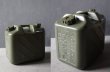 画像4: 【20L・WB/WIDE BOTTOM】ワイドボトム【中栓・ノズル付】【LHA】 ORIGINAL PRODUCT 【POLYETHYLENE TANK / WIDE BOTTOM】 ポリエチレンタンク ポリタンク 灯油缶 灯油タンク 燃料缶 かっこいい 燃料タンク ARMY ミリタリー ジェリカンスタイル ガレージ おしゃれ デザイン ポリエチレン缶 ウォータータンク キャンプ サーフィン シャワー アウトドア 貯水タンク インダストリアル 工業系 防災 (4)