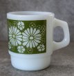 画像2: U.S.A. vintage Fire-king Mug Marguerite アメリカヴィンテージ ファイヤーキング マーガレット 緑  マグ マグカップ 1960-76's (2)