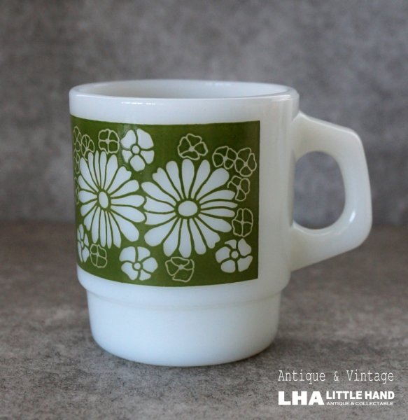 画像1: U.S.A. vintage Fire-king Mug Marguerite アメリカヴィンテージ ファイヤーキング マーガレット 緑  マグ マグカップ 1960-76's (1)