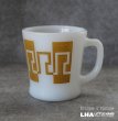 画像1: U.S.A. vintage FIRE KING Greek key アメリカヴィンテージ ファイヤーキング グリークキー 黄土 マグ マグカップ 1960-76's (1)