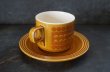 画像4: ENGLAND antique HORNSEA SAFFRON TRIO イギリスアンティーク ホーンジー サフラン カップ＆ソーサー＆ティープレート・ケーキプレート トリオ C&S 1970-80's ヴィンテージ (4)