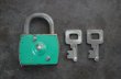 画像3: WEST GERMANY antique PADLOCK with KEYS アンティーク パドロック 2本鍵付き 南京錠 ヴィンテージ 1950-80's (3)