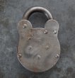 画像3: SALE【30%OFF】ENGLAND antique PADLOCK イギリスアンティーク クマ型 刻印入り パドロック NO KEY ヴィンテージ 1920-40's (3)
