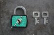 画像2: WEST GERMANY antique PADLOCK with KEYS アンティーク パドロック 2本鍵付き 南京錠 ヴィンテージ 1950-80's (2)