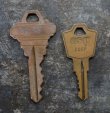 画像2: U.S.A. antique KEYS 2pcs アメリカアンティークキー ヴィンテージキー 鍵 2本セット ヴィンテージ 1940-70s