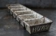 画像2: 【RARE】ENGLAND antique HOVIS BAKING TIN  イギリスアンティーク ホーヴィス ベーキングティン ミニブレッド缶 モールド 型 6連 1930-60's (2)