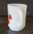 画像3: U.S.A. vintage Fire-king Mug Strawberry Shortcake アメリカヴィンテージ ファイヤーキング ストロベリーショートケーキ  マグ マグカップ1977－86's (3)