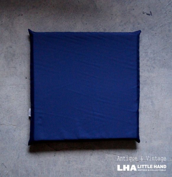 画像1: LHA ORIGINAL URETHANE SEAT CUSHION LHAオリジナル ウレタン シートクッション 中身 中袋付き 5x40x40cm(45x45cmカバー用)  (1)