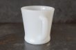 画像3: U.S.A. vintage Fire-king D handle mug アメリカヴィンテージ ファイヤーキング ホワイト Dハンドルマグ ヴィンテージ 1960-76's (3)