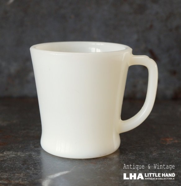 画像1: U.S.A. vintage Fire-king D handle mug アメリカヴィンテージ ファイヤーキング  Dハンドルマグ ヴィンテージ 1950's (1)