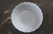 画像3: U.S.A. vintage Fire-king White BUBBLE Fruits Bowl アメリカヴィンテージ ファイヤーキング ホワイト バブル フルーツボウル 1941-68's (3)