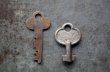 画像4: U.S.A. antique KEYS 2pcs アメリカアンティークキー ヴィンテージキー 鍵 2本セット ヴィンテージ 1940-70s (4)