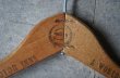 画像3: U.S.A. antique Advertising Hanger アメリカアンティーク アドバタイジング 広告入 木製ハンガー ヴィンテージ 1930-60's (3)
