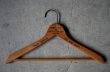 画像2: U.S.A. antique Advertising Hanger アメリカアンティーク アドバタイジング 広告入 木製ハンガー ヴィンテージ 1930-60's (2)