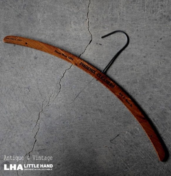 画像1: SALE【30%OFF】U.S.A. antique Advertising Hanger アメリカアンティーク アドバタイジング 広告入 木製ハンガー ヴィンテージ 1930-60's (1)
