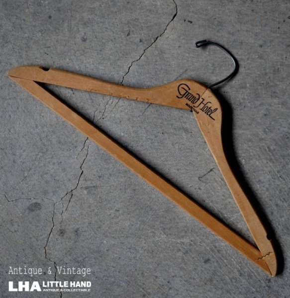 画像1: U.S.A. antique Advertising Hanger アメリカアンティーク アドバタイジング 広告入 木製ハンガー ヴィンテージ 1940-70's (1)