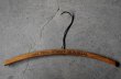 画像6: U.S.A. antique Advertising Hanger アメリカアンティーク アドバタイジング 広告入 木製ハンガー ヴィンテージ 1930-60's (6)