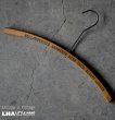 画像1: U.S.A. antique Advertising Hanger アメリカアンティーク アドバタイジング 広告入 木製ハンガー ヴィンテージ 1930-60's (1)