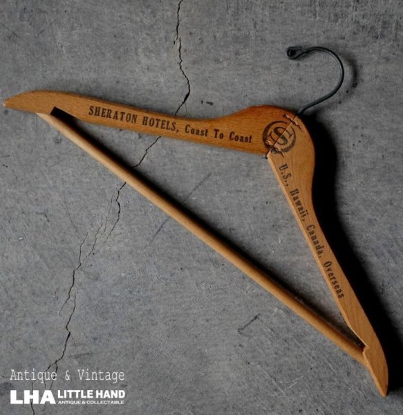 画像1: U.S.A. antique Advertising Hanger アメリカアンティーク アドバタイジング 広告入 木製ハンガー ヴィンテージ 1940-70's (1)