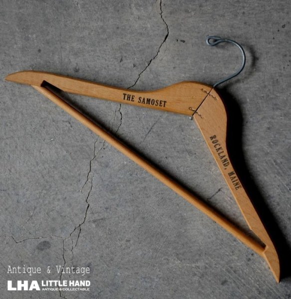 画像1: U.S.A. antique Advertising Hanger アメリカアンティーク アドバタイジング 広告入 木製ハンガー ヴィンテージ 1940-70's (1)