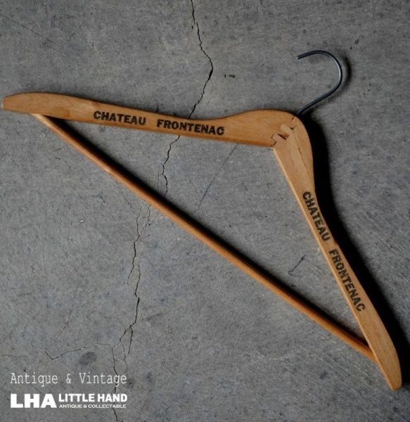 画像1: U.S.A. antique Advertising Hanger アメリカアンティーク アドバタイジング 広告入 木製ハンガー ヴィンテージ 1940-70's (1)