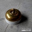 画像2: FRANCE antique SWITCH フランスアンティーク スイッチ トグルスイッチ 真鍮カバー＆陶器ベース ヴィンテージ 1930-50's (2)