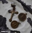 画像1: FRANCE antique MEDAILLE 3pcs フランスアンティーク メダイユ 3個セット ロザリオ 十字架 1930-50's (1)