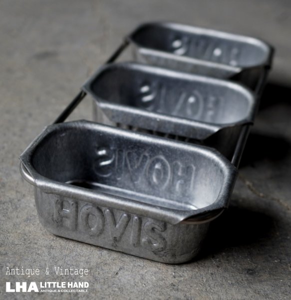 画像1: 【RARE】ENGLAND antique HOVIS BREAD TIN イギリスアンティーク ホーヴィス ミニブレッド缶 3連 ベーキングティンモールド 型 1950's (1)