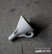 画像1: ENGLAND antique FUNNEL イギリスアンティーク 小さなファネル 漏斗 ジョウゴ 陶器製 ヴィンテージ プディング 1910-30’ｓ (1)