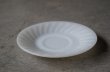 画像3: U.S.A. vintage Fire-king WHITE SWIRL SAUCER アメリカヴィンテージ ファイヤーキング ホワイト スワール ソーサー 1951-60's (3)