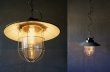 画像3: CZECHOSLOVAKIA  antique LAMP チェコスロバキアアンティーク ホーロー ランプシェード ソケット&コード・チェーン付 インダストリアル 工業系 ファクトリーランプ ヴィンテージ ライト 1940-60's   (3)