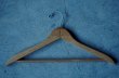画像9: U.S.A. antique HILTON HOTELS Advertising Hangers 2pcs アメリカアンティーク アドバタイジング 広告入 木製ハンガー 2本セット ヴィンテージ 1940-70's (9)