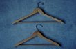 画像4: U.S.A. antique HILTON HOTELS Advertising Hangers 2pcs アメリカアンティーク アドバタイジング 広告入 木製ハンガー 2本セット ヴィンテージ 1940-70's (4)