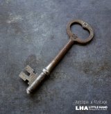 画像: ENGLAND antique KEY イギリスアンティークキー ヴィンテージキー 鍵 カギ 刻印入り ヴィンテージ 1900-30s