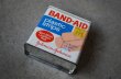 画像4: U.S.A. antique BAND-AID TIN アメリカアンティーク ジョンソン&ジョンソン BAND-AID バンドエイド缶 絆創膏 ヴィンテージ1970-80's  (4)