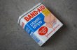 画像2: U.S.A. antique BAND-AID TIN アメリカアンティーク ジョンソン&ジョンソン BAND-AID バンドエイド缶 絆創膏 ヴィンテージ1970-80's  (2)