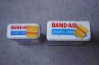 画像5: U.S.A. antique BAND-AID TINS 2pcs アメリカアンティーク ジョンソン&ジョンソン BAND-AID バンドエイド缶 2個SET 絆創膏 ヴィンテージ1970-80's  (5)
