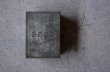 画像2: ENGLAND antique TEA TIN with LID イギリスアンティーク フタ付きロゴ・ナンバー入り紅茶缶 サンプル ティン缶 ブリキ缶 1920-30's  (2)